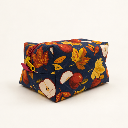 Apple of My Eye Mini Moment Boxy Bag, three-quarter view