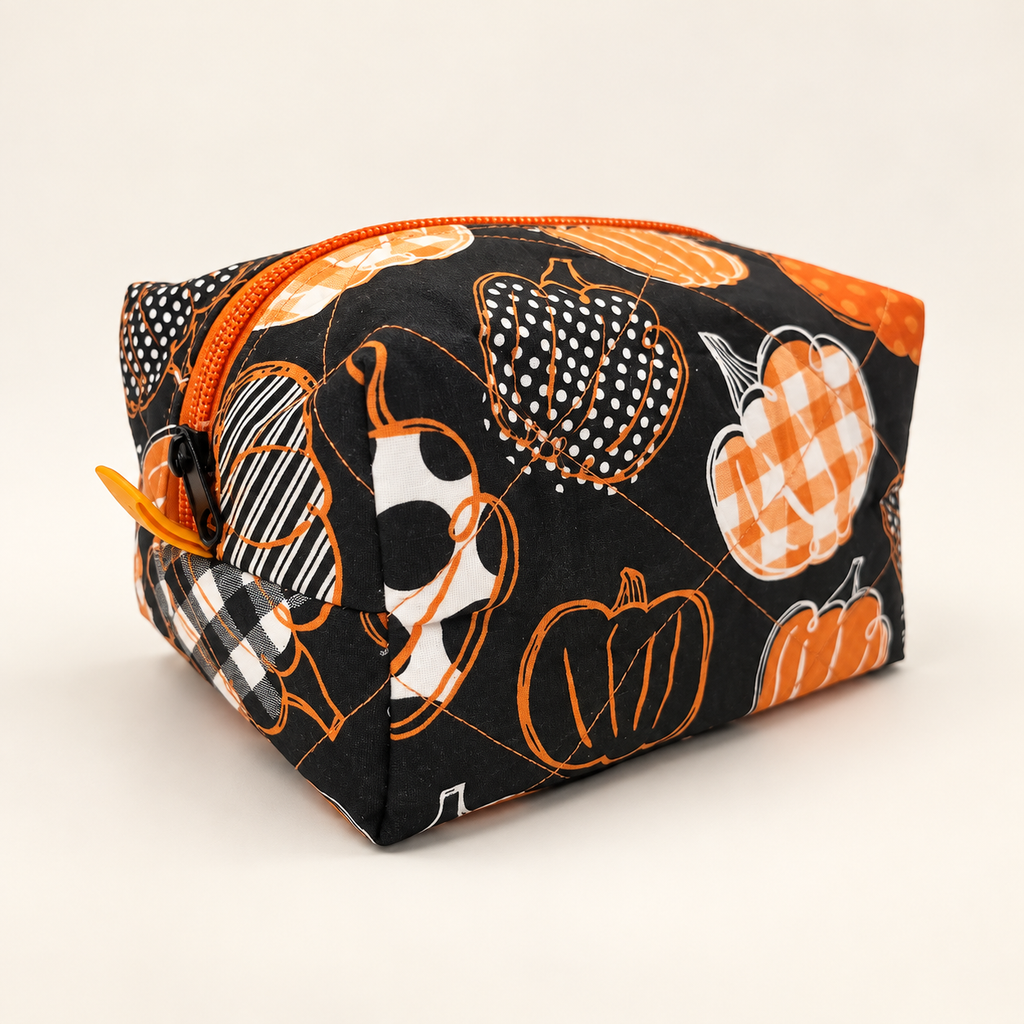 Gourd Intentions Mini Moment Boxy Bag three-quarter view