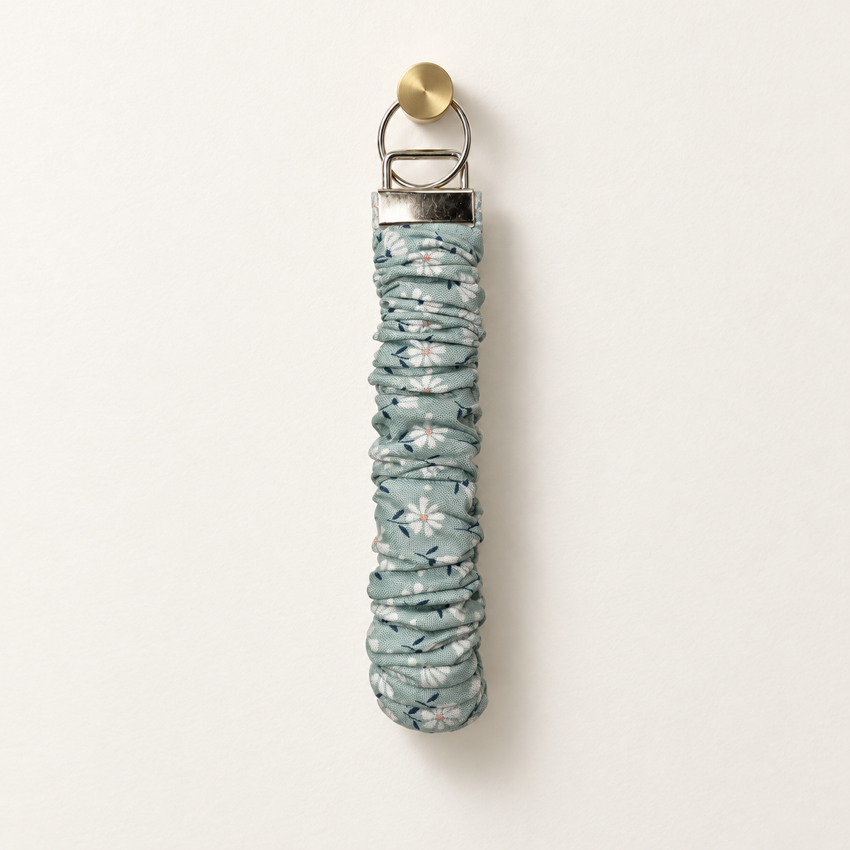 daisies scrunchie wristlet with silver hardware